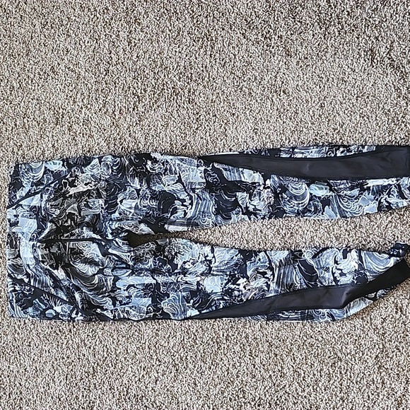 Lululemon train times crop - Picture 3 of 3